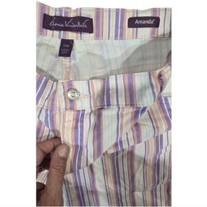 Gloria Vanderbilt Pink and Lavender  Amanda Capris with Flex Stretchy 22W